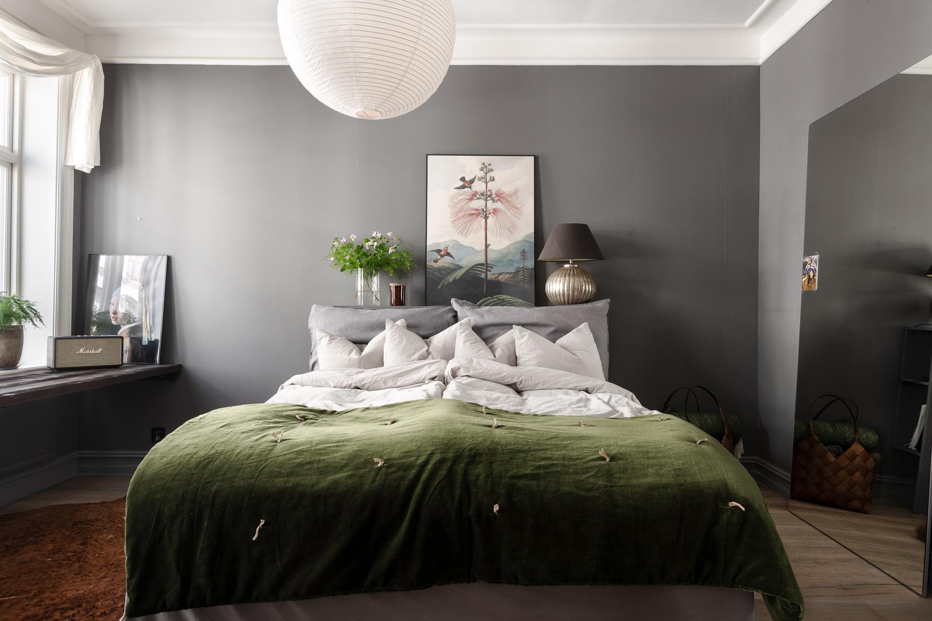 chambre murs gris décoration contemporaine deux-pièces 66m2 chambre murs gris décoration contemporaine deux-pièces 66m2