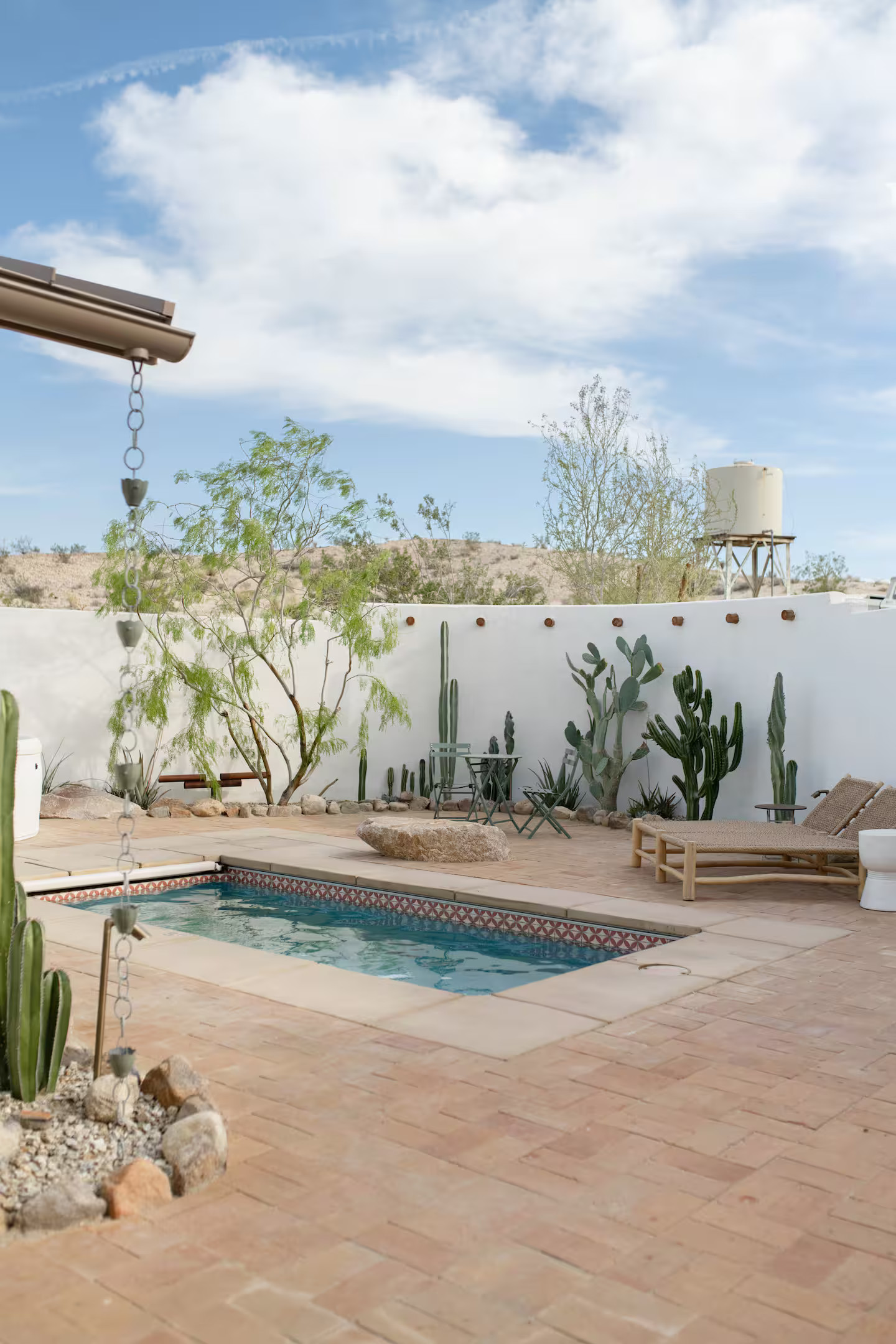 jardin avec piscine maison Joshua Tree