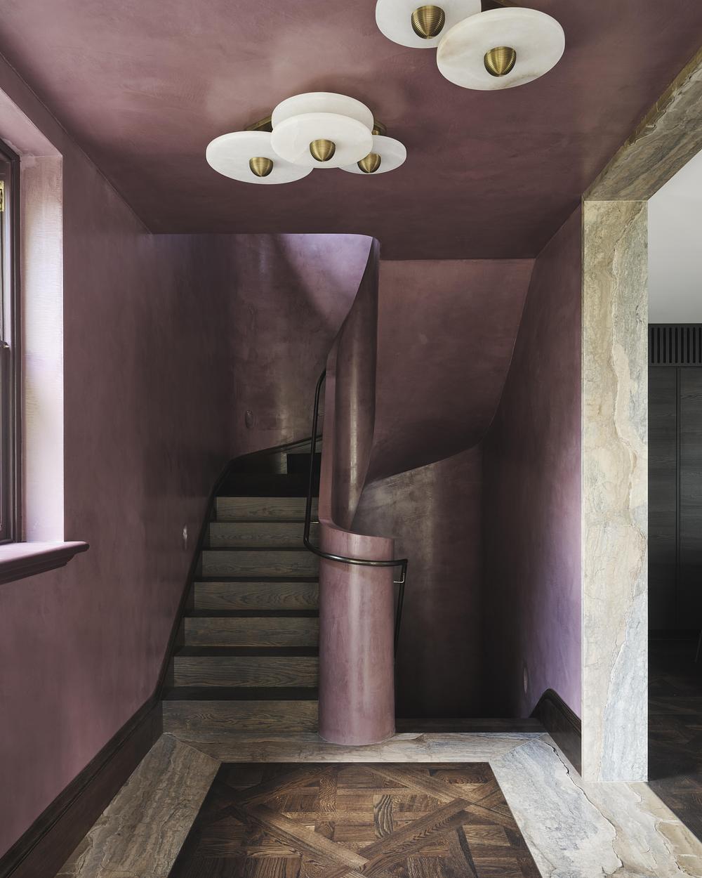 escalier mur et plafond violet décoration contemporaine escalier mur et plafond violet décoration contemporaine