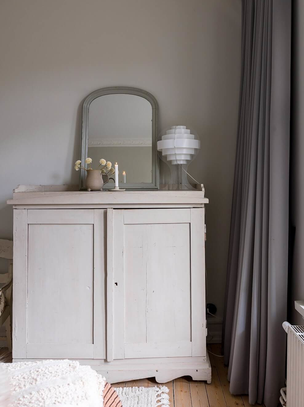 chambre tons naturels appartement ancien 62m2 avec moulures décoration scandinave chambre tons naturels appartement ancien 62m2 avec moulures décoration scandinave