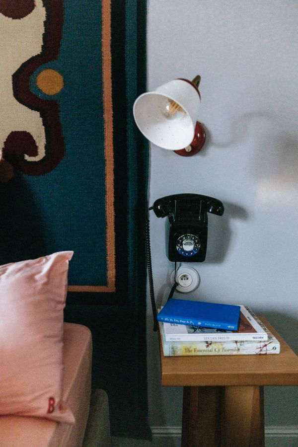 décoration de chambre originale par Beata Heuman Hôtel la Boétie Paris