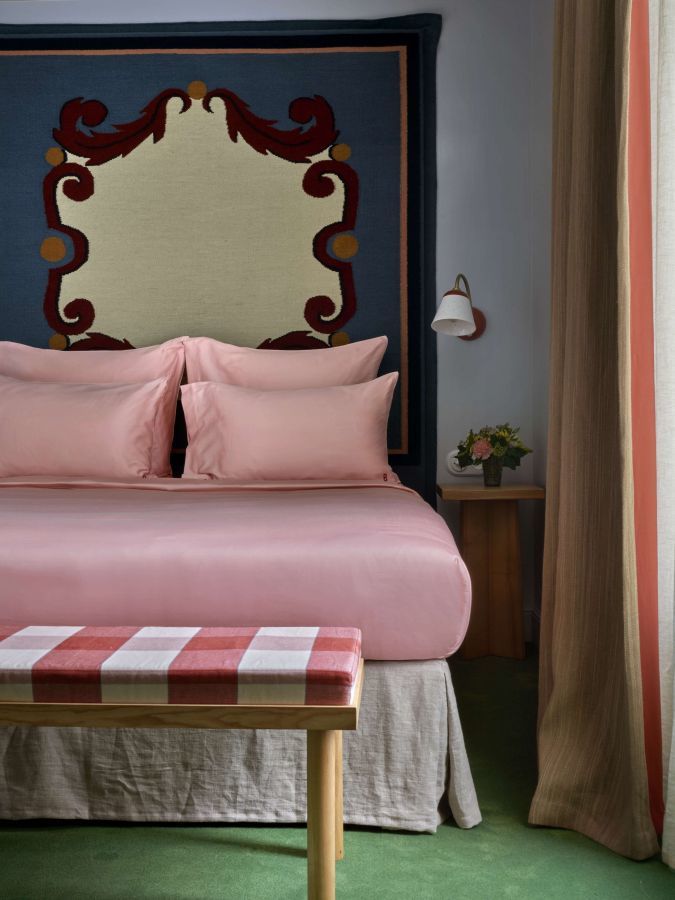 décoration de chambre originale par Beata Heuman Hôtel la Boétie Paris