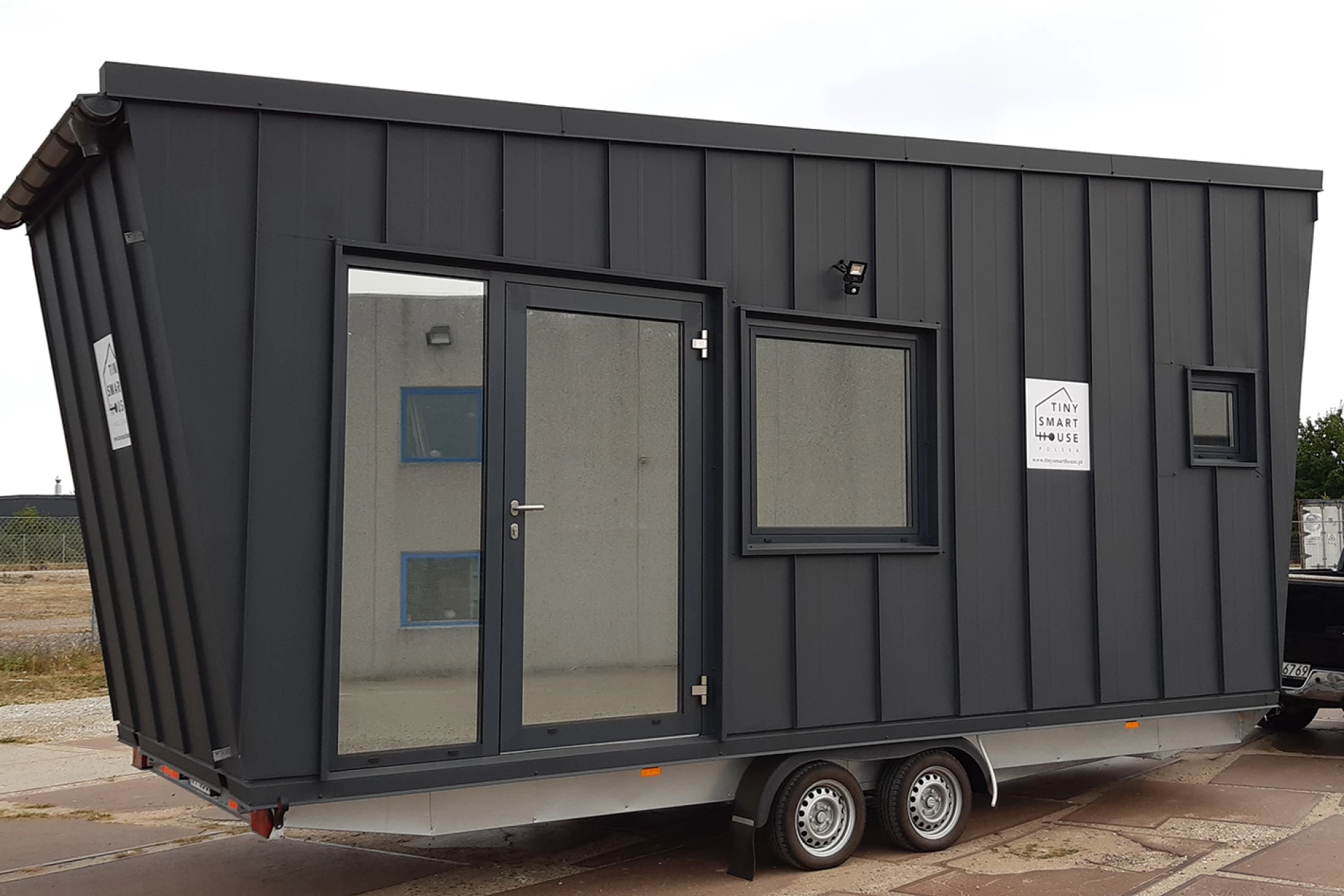 tiny house 15m2 Dark Vader Tiny Smart House tiny house 15m2 Dark Vader Tiny Smart House