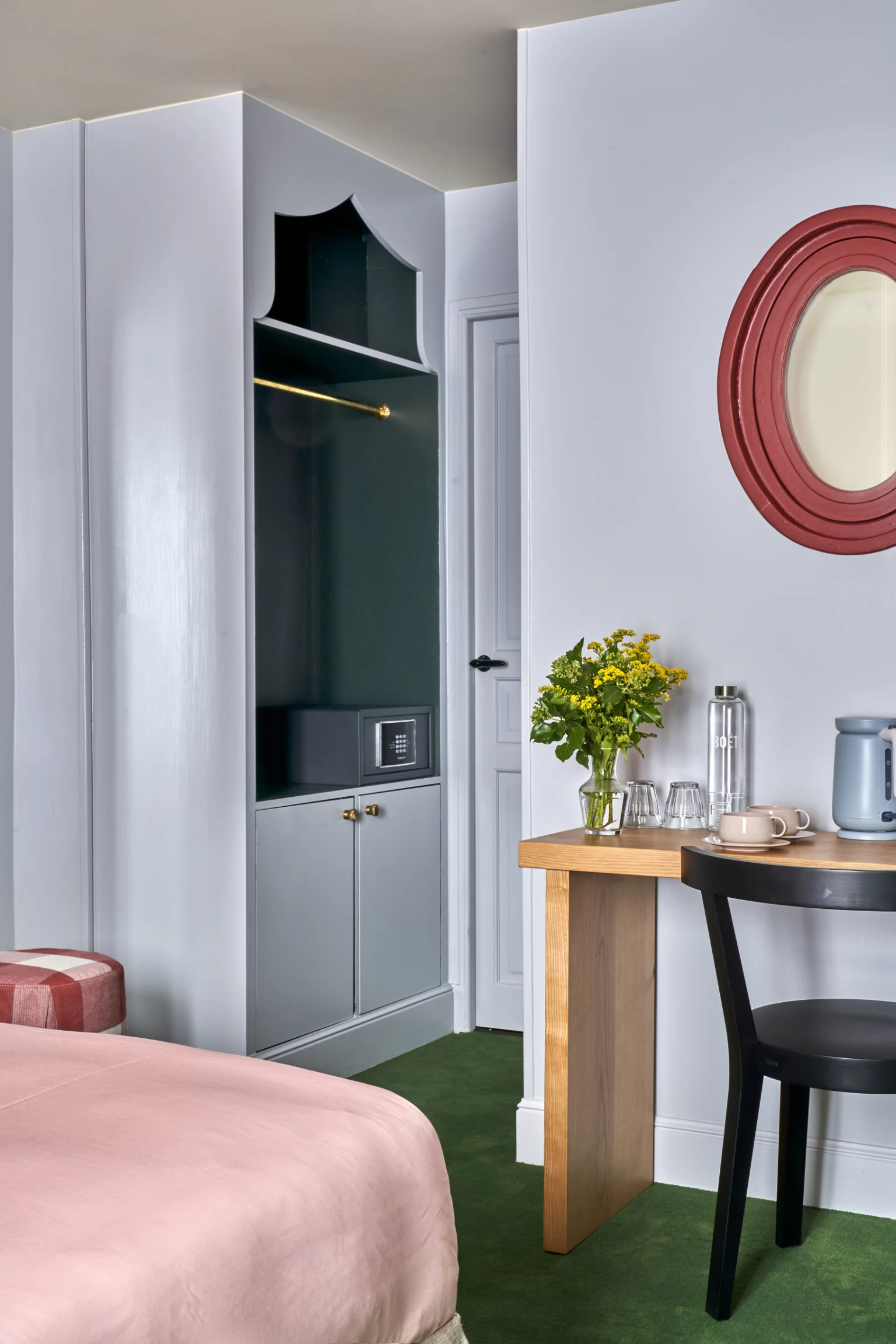 décoration de chambre originale par Beata Heuman Hôtel la Boétie Paris