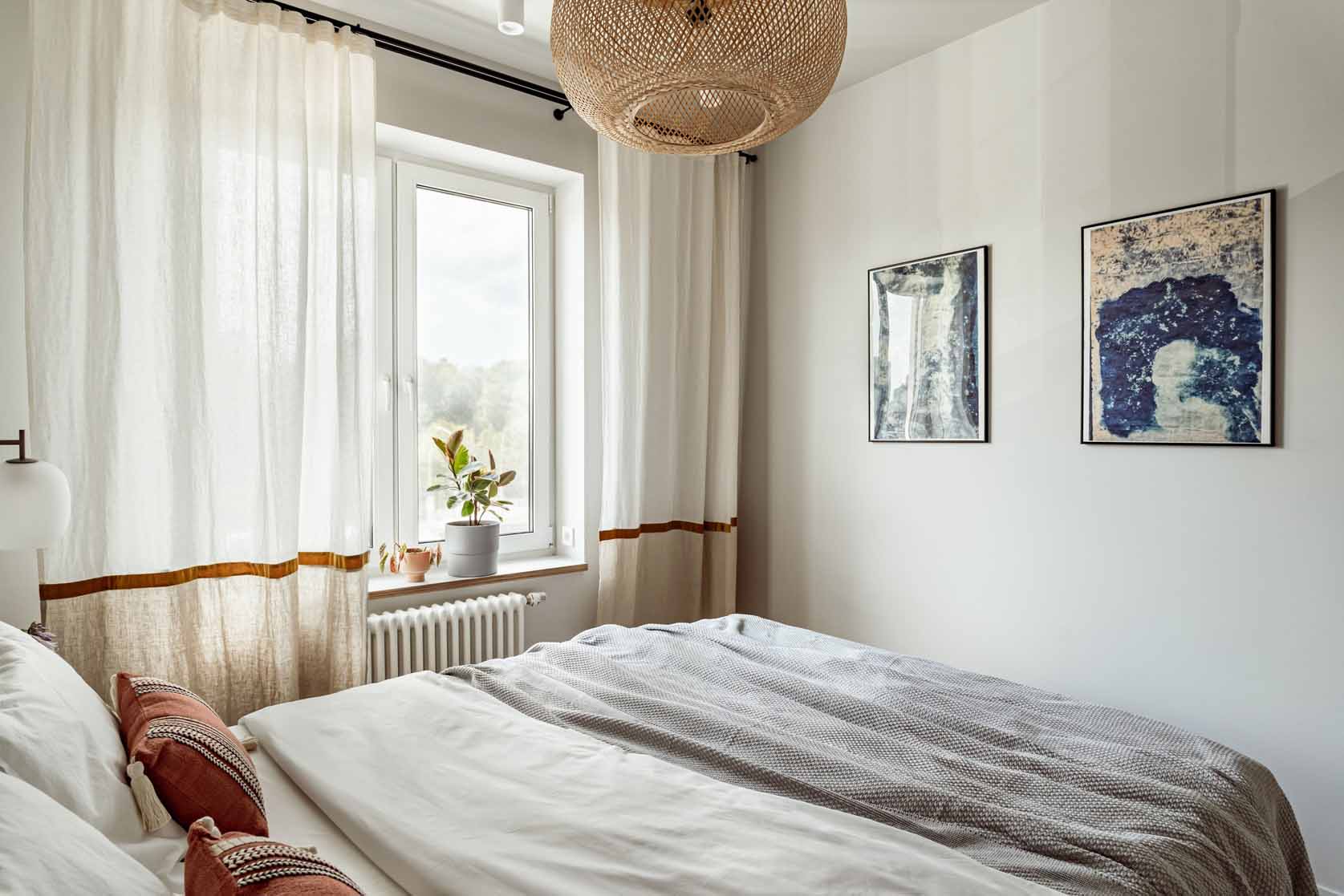 chambre appartement 62m2 décoration colorée