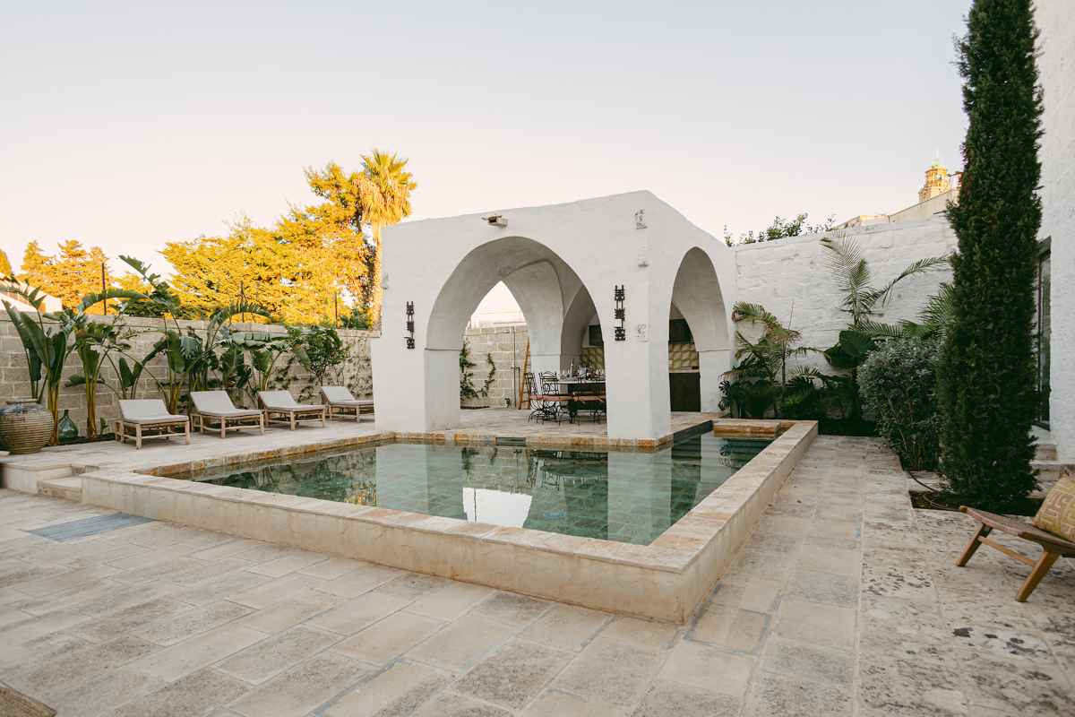 piscine en pierre masseria du 18e siècle rénovée Masseria Gemini Pouilles piscine en pierre masseria du 18e siècle rénovée Masseria Gemini Pouilles