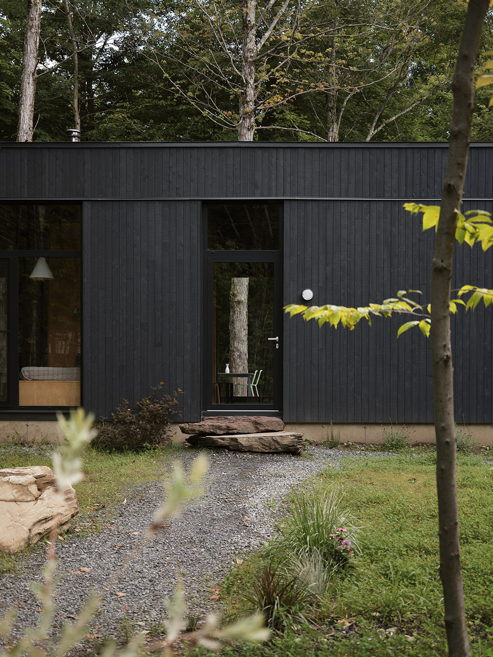 maison en bois contemporaine façade noire maison en bois contemporaine façade noire