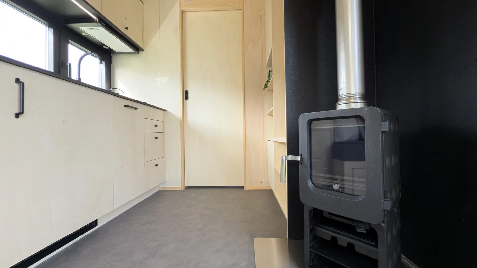 mini maison mobile hors réseau Mobi Freedom de Mobi House mini maison mobile hors réseau Mobi Freedom de Mobi House