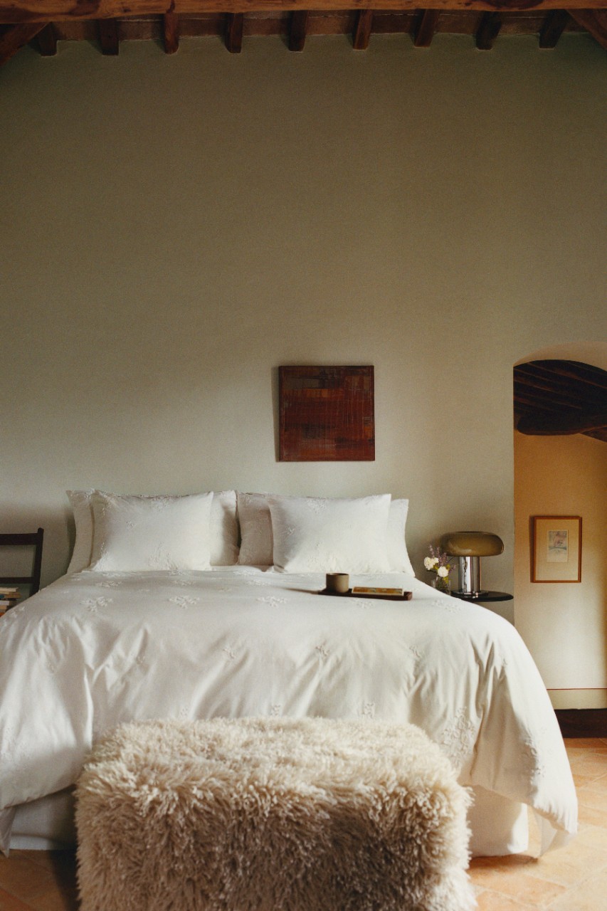 chambre avec poutres décoration naturelle et rustique chic