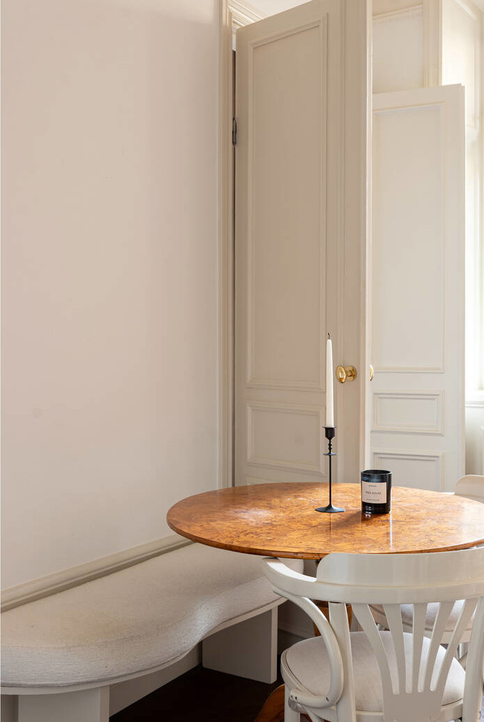espace repas deux-pièces design 36m2 ancien décoration scandinave neutre espace repas deux-pièces design 36m2 ancien décoration scandinave neutre