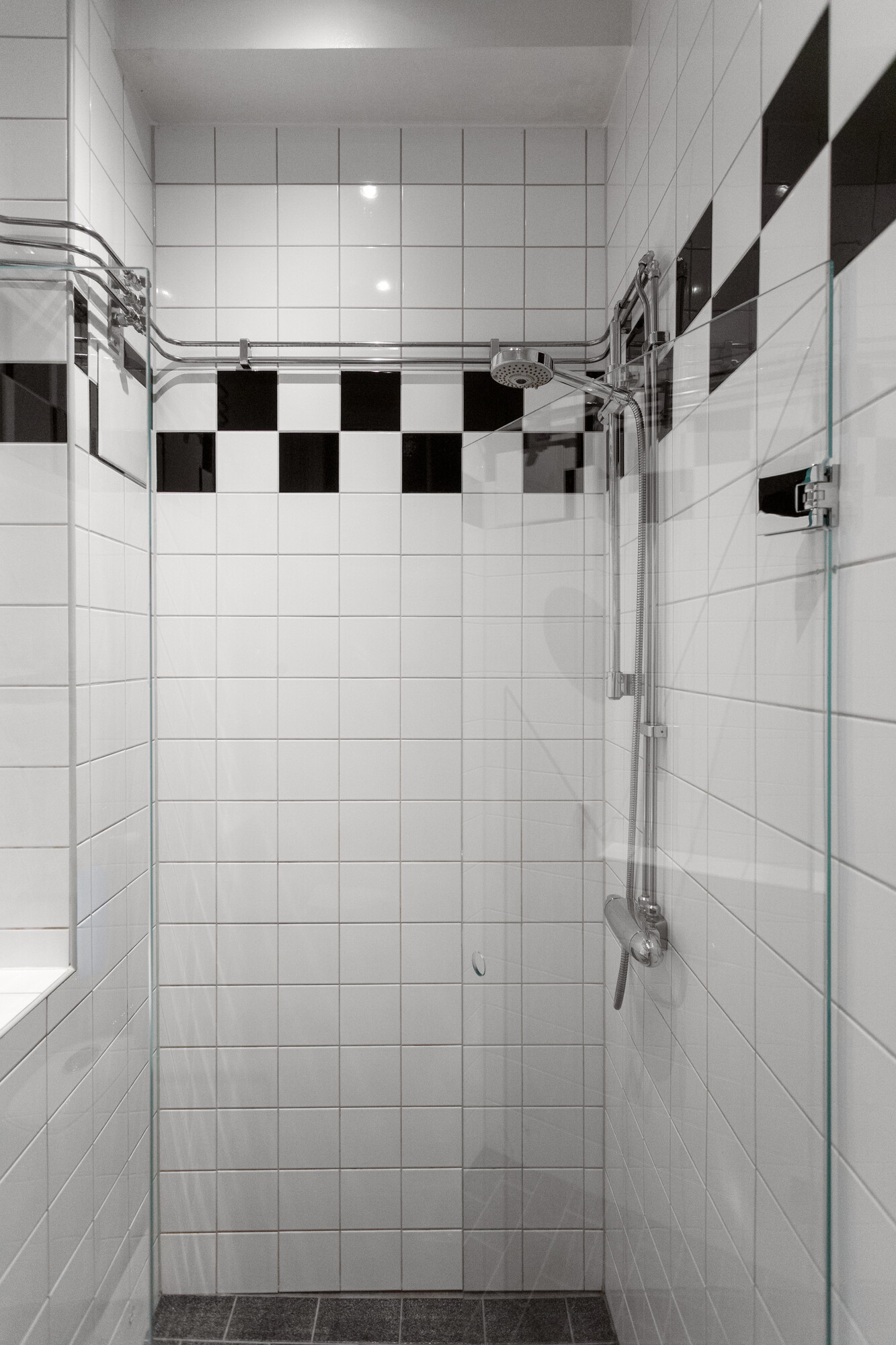 salle de bain blanche et noire salle de bain blanche et noire