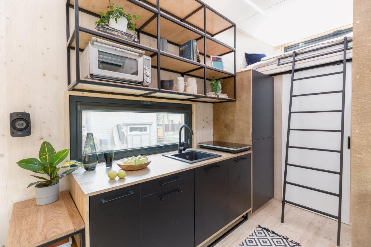 intérieur tiny house 15m2 Dark Vader Tiny Smart House intérieur tiny house 15m2 Dark Vader Tiny Smart House