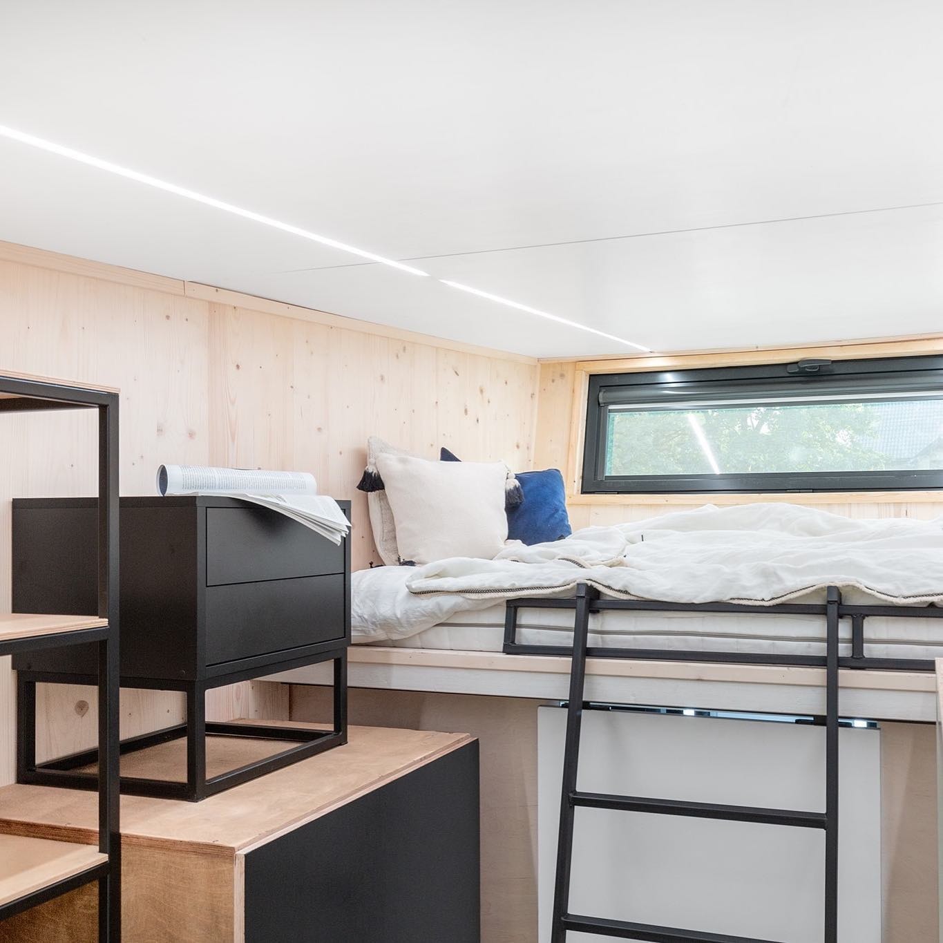 intérieur tiny house 15m2 Dark Vader Tiny Smart House intérieur tiny house 15m2 Dark Vader Tiny Smart House