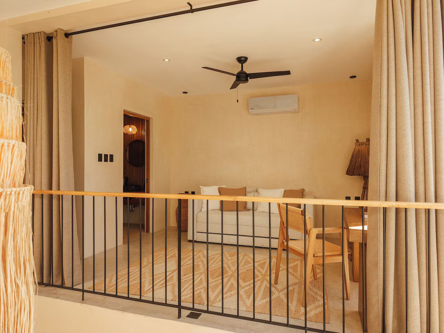 mezzanine décoration contemporaine maison avec piscine Tulum