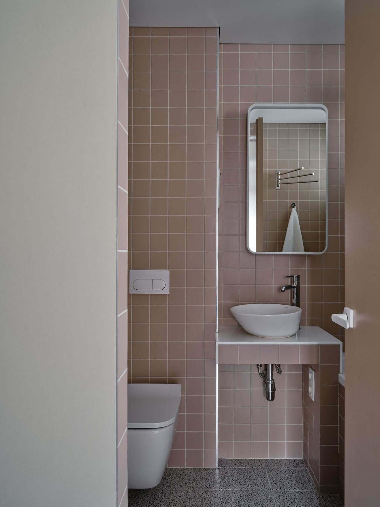 salle de bain rose deux-pièces 29m2 salle de bain rose deux-pièces 29m2