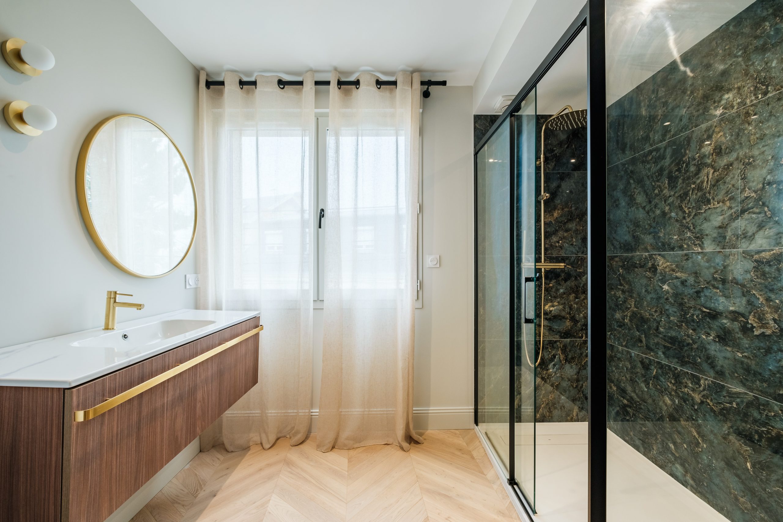 salle de bain appartement La Rochelle avec terrasse décoration contemporaine