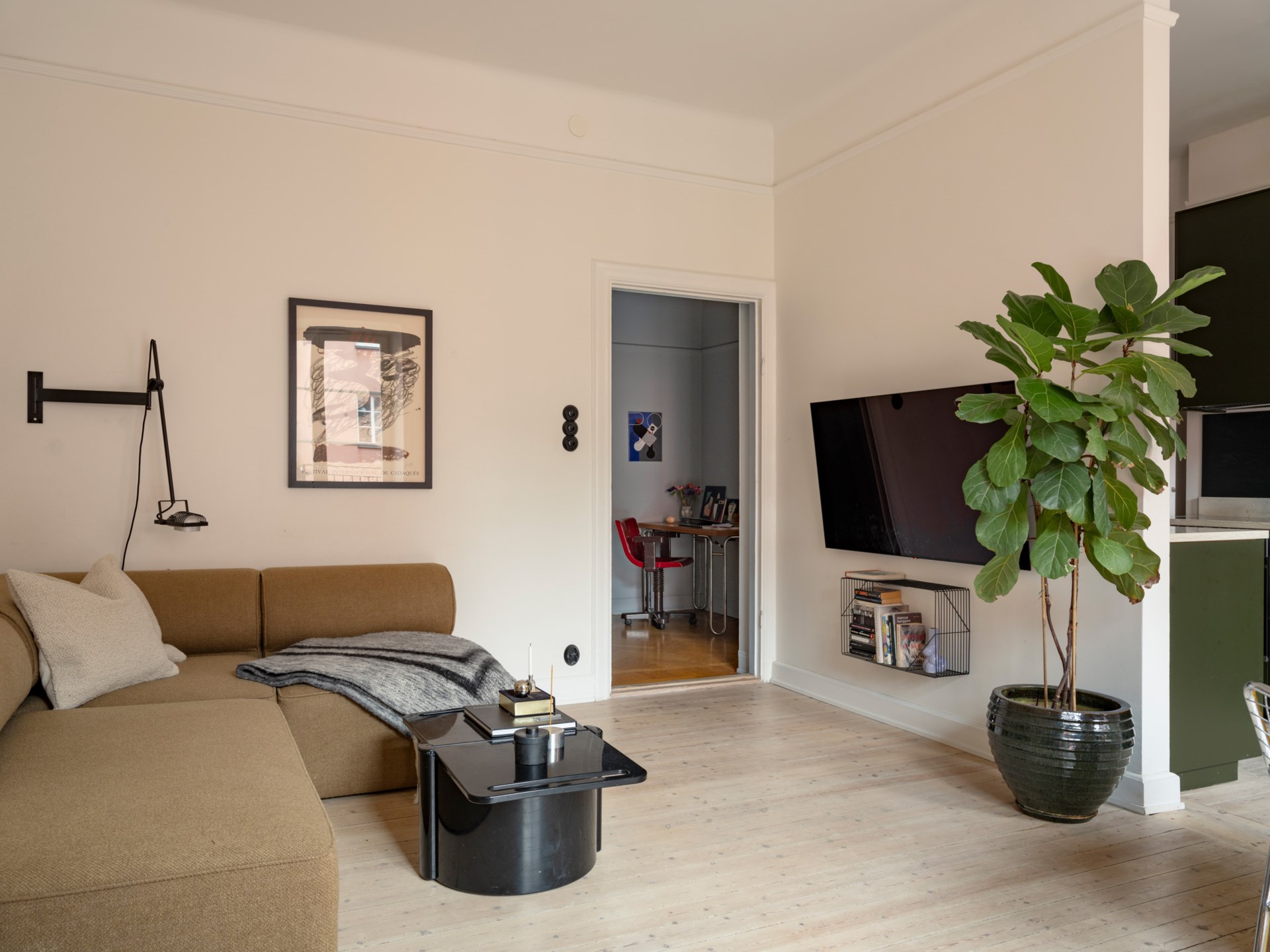 salon deux-pièces de 63m2 décoration scandinave