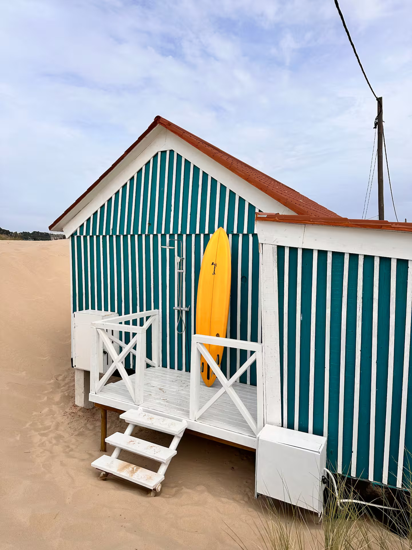 ancienne maison de pêcheur rénovée sur la plage Portugal Cabana Zojora