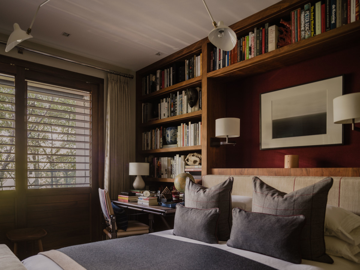 chambre avec bibliothèque décoration contemporaine appartement 223m2 Mexico City