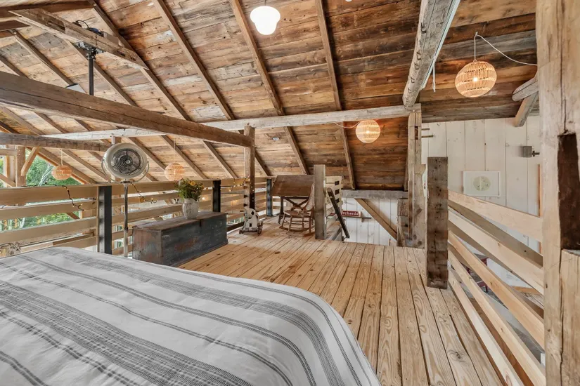 chambre mansardée décoration rustique