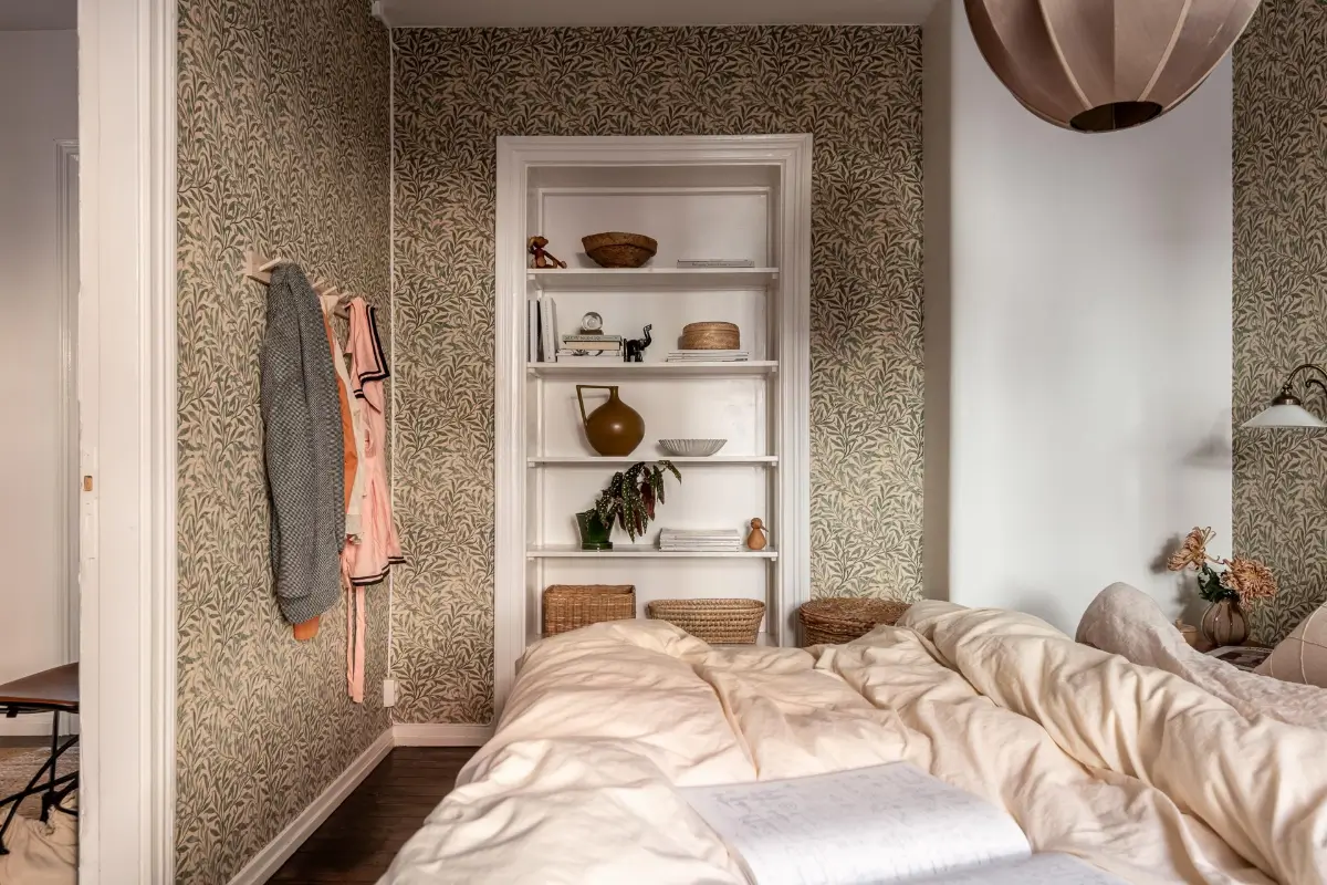 chambre papier-peint William Morris décoration scandinave