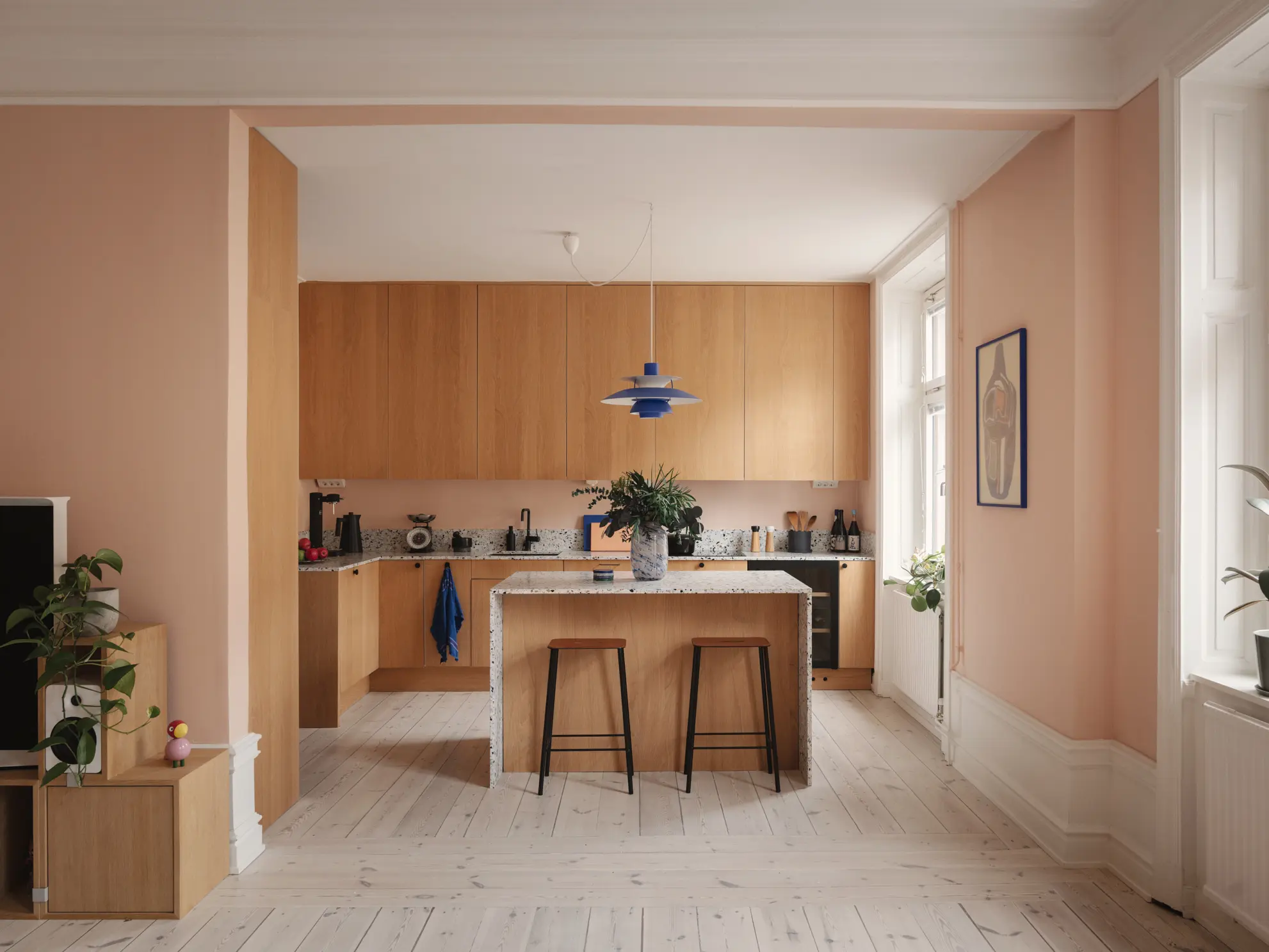 cuisine ouverte bois chêne clair terrazzo avec îlot décoration contemporaine scandinave cuisine ouverte bois chêne clair terrazzo avec îlot décoration contemporaine scandinave