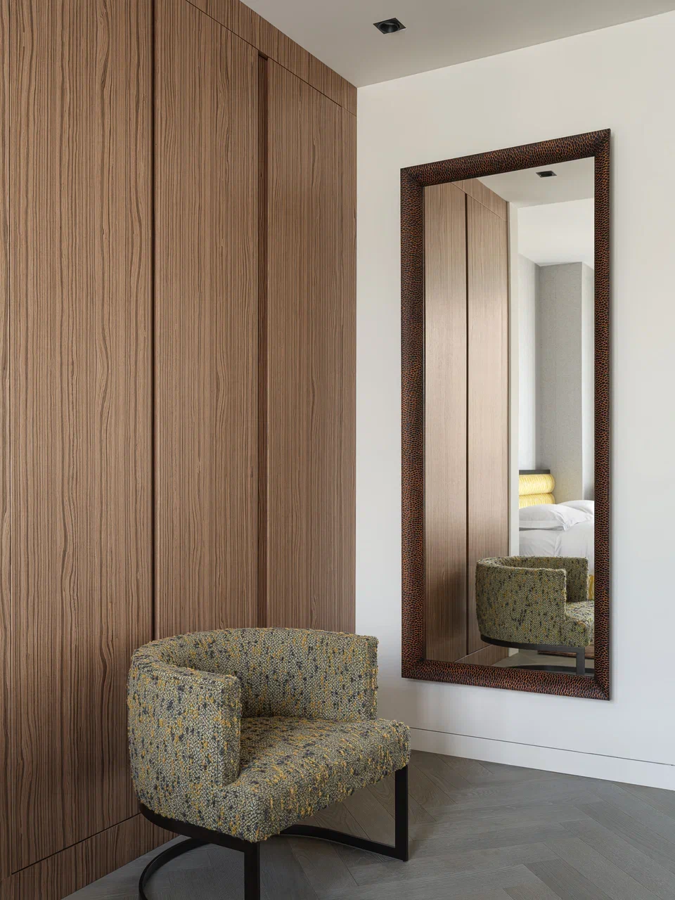 dressing appartement 75m2 décoration contemporaine et Art Déco