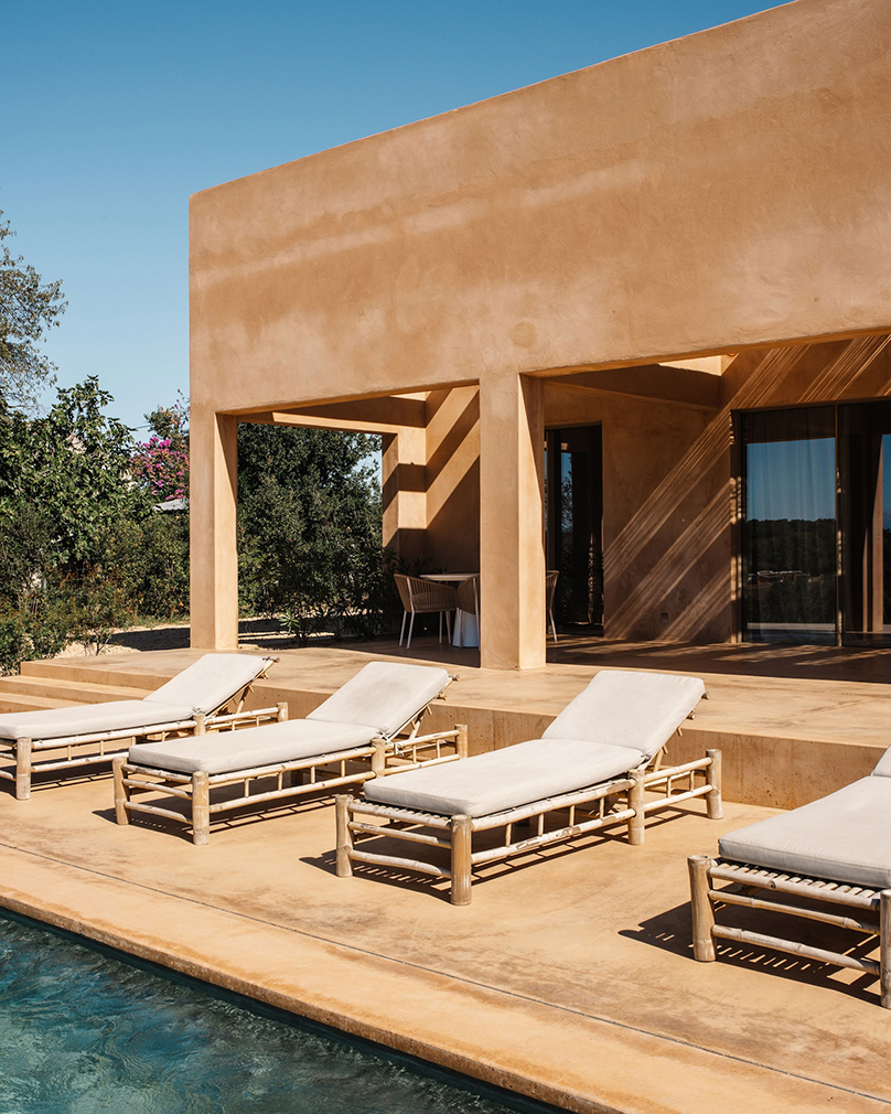 piscine et terrasse Casa Terra finca contemporaine Espagne décoration rustique chic piscine et terrasse Casa Terra finca contemporaine Espagne décoration rustique chic