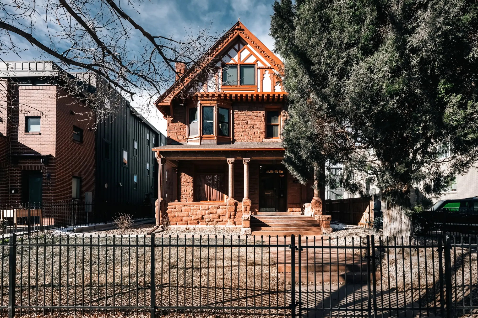 Un appartement de 53m2 dans une maison de ville historique du 19e siècle