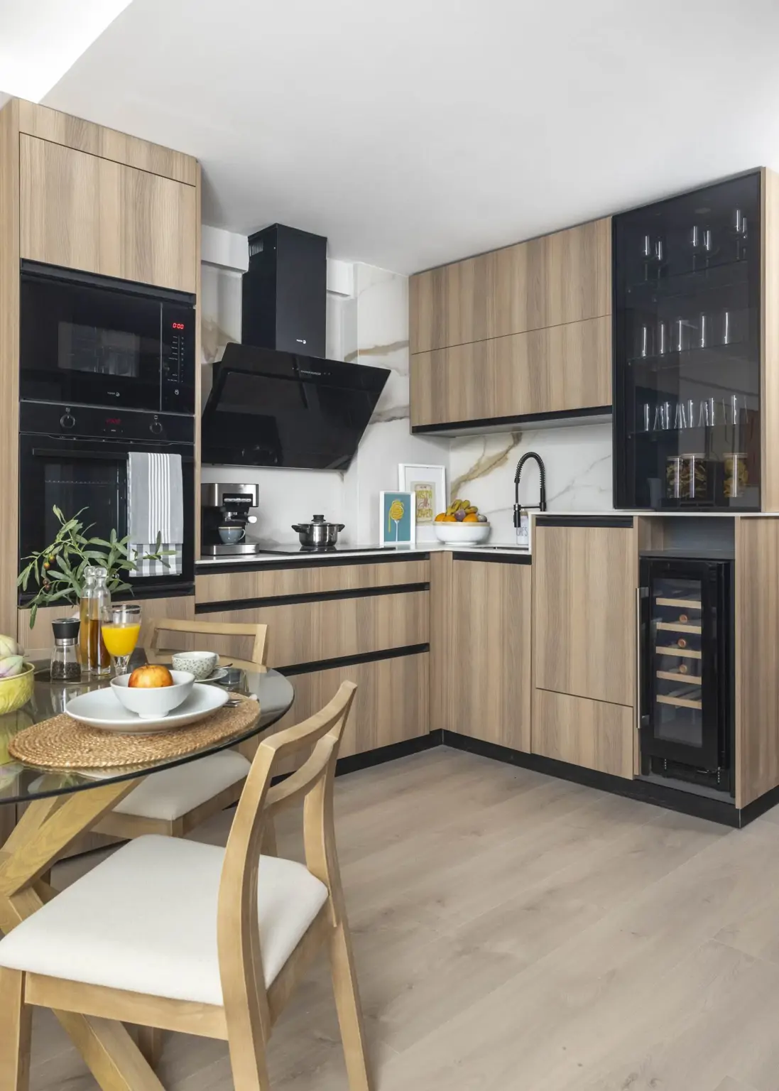 cuisine bois en angle deux-pièces 40m2 décoration contemporaine cuisine bois en angle deux-pièces 40m2 décoration contemporaine