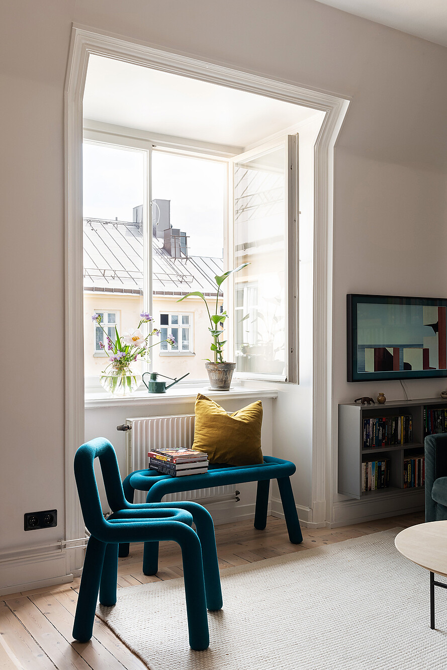 salon avec chaise et banc Bold Moustache décoration scandinave salon avec chaise et banc Bold Moustache décoration scandinave