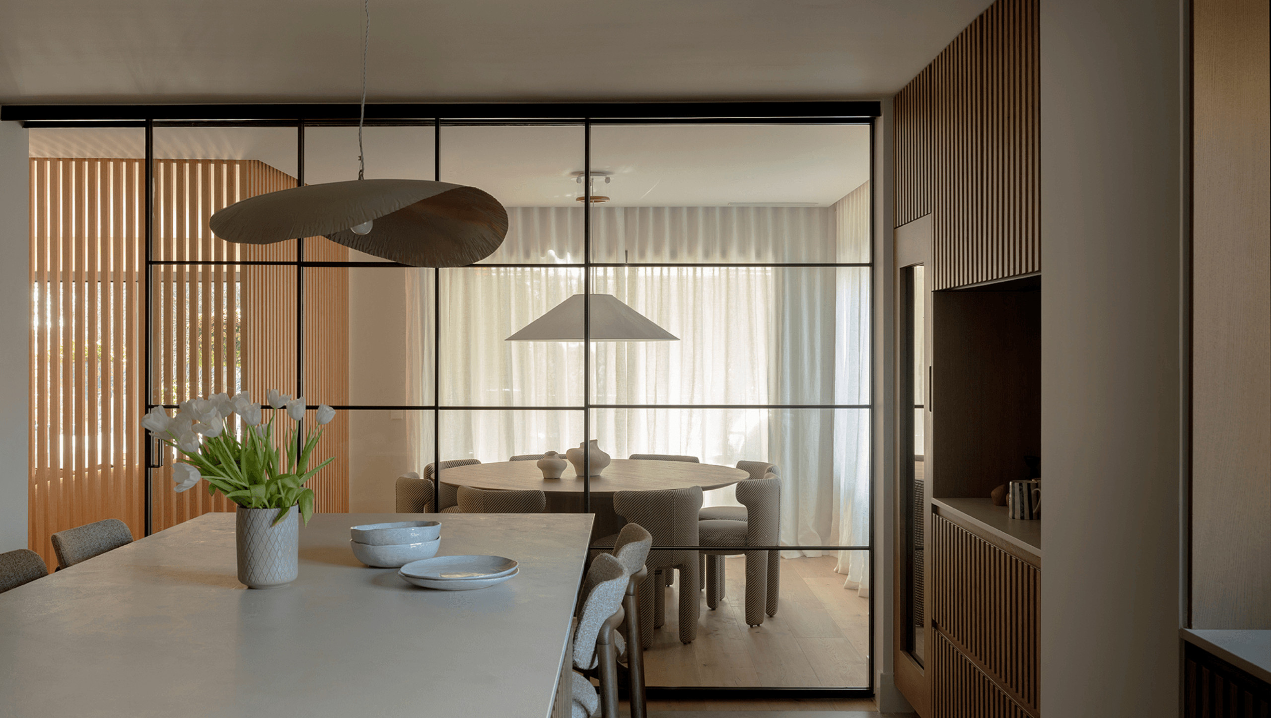 cuisine et salle à manger décoration contemporaine beige cuisine et salle à manger décoration contemporaine beige