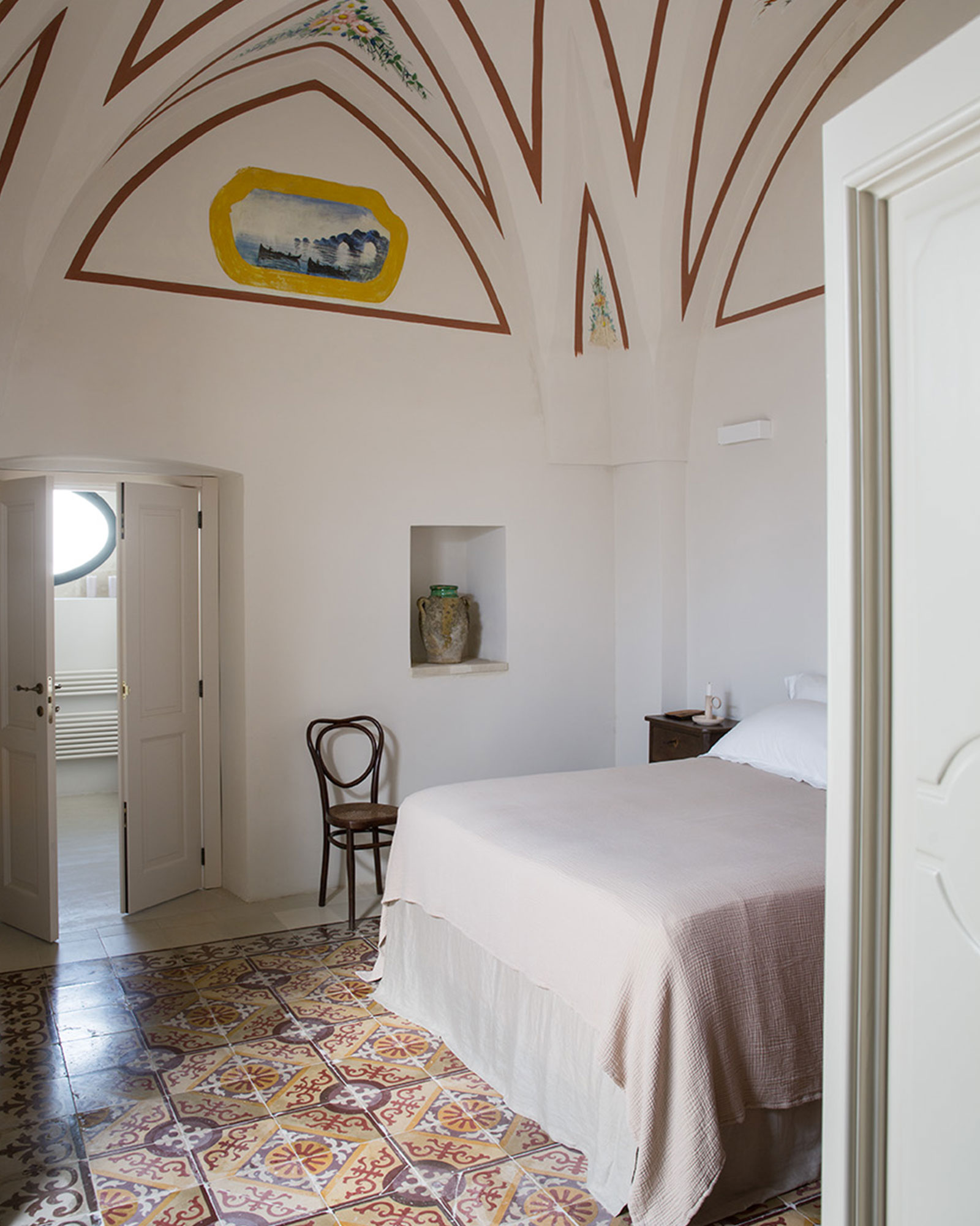 chambre avec arches sol ancien décoration rustique chic