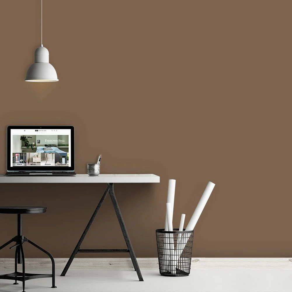 bureau minimaliste mur marron