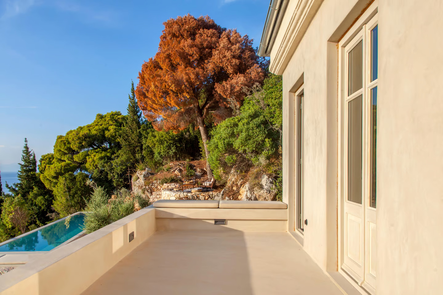 terrasse maison avec piscine Grèce Agios Nikitas île de Lefkada
