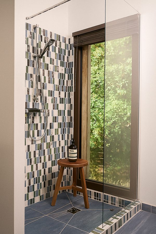 salle de douche maison rénovée Sologne Hameau de Sol salle de douche maison rénovée Sologne Hameau de Sol