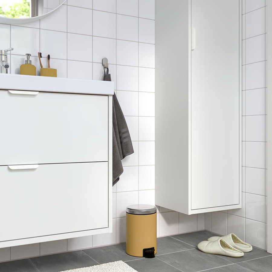 poubelle jaune moutarde salle de bain nouveautés IKEA printemps 2026 poubelle jaune moutarde salle de bain nouveautés IKEA printemps 2026