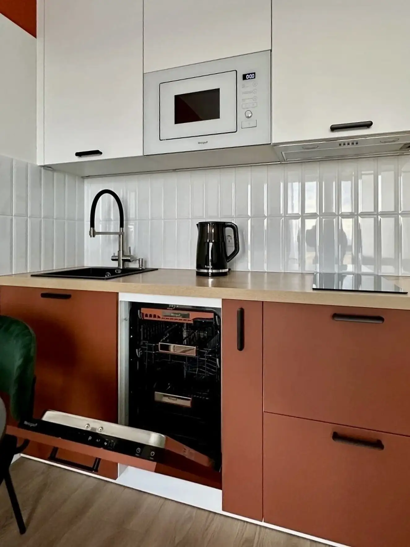cuisine studio 19m2 décoration contemporaine colorée cuisine studio 19m2 décoration contemporaine colorée