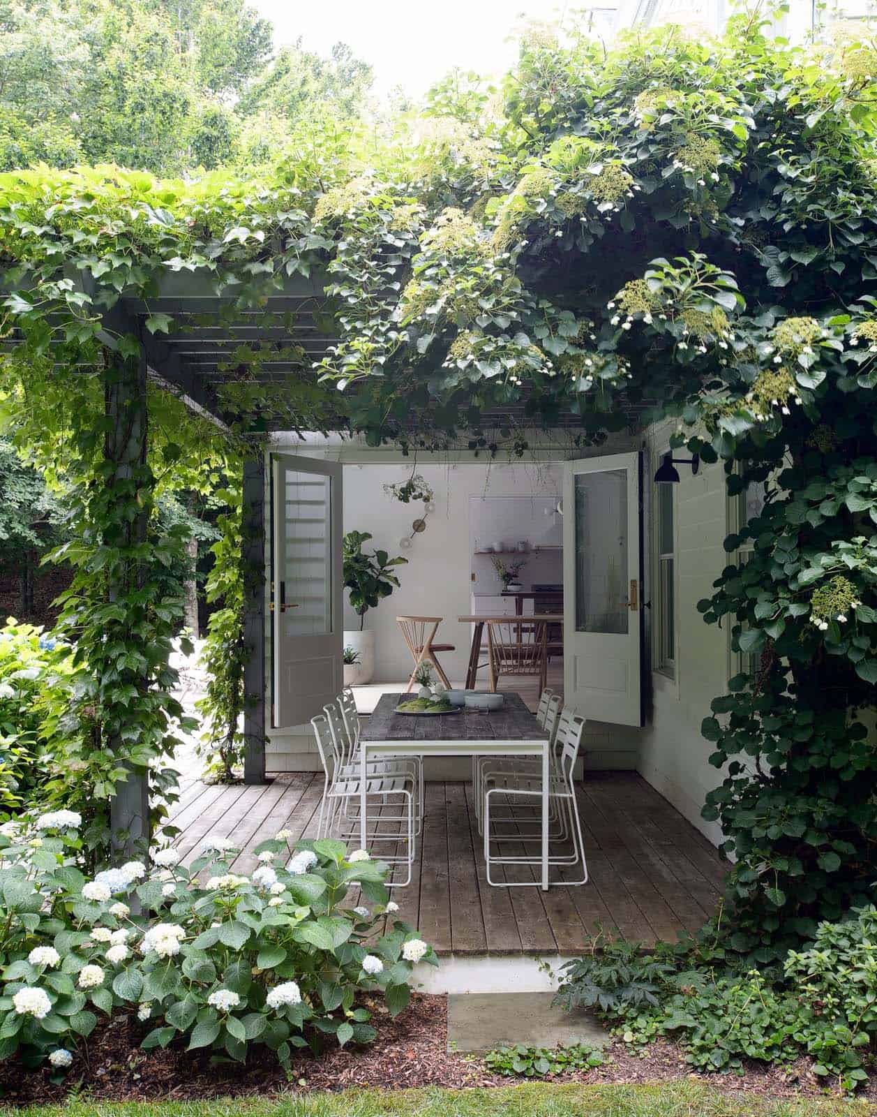 terrasse avec pergola maison de plage Hamptons