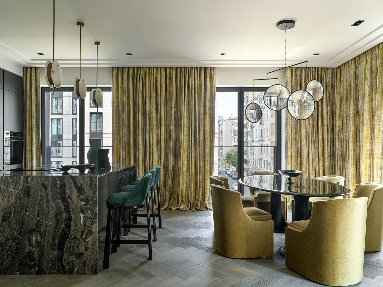 cuisine ouverte et salle à manger décoration contemporaine et art déco