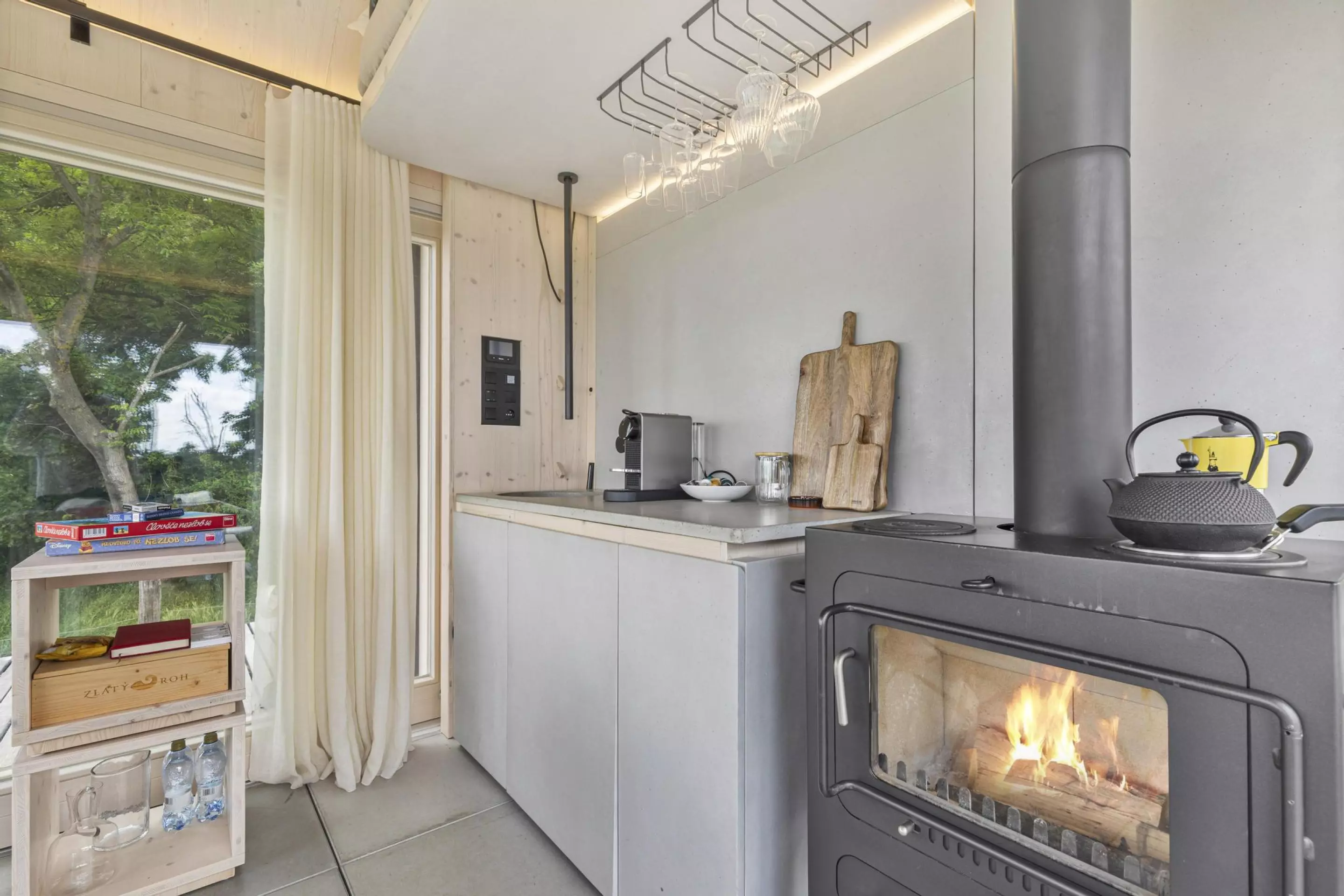 cuisine mini maison de 20m2 Cabin Devín par Ark-Shelter cuisine mini maison de 20m2 Cabin Devín par Ark-Shelter