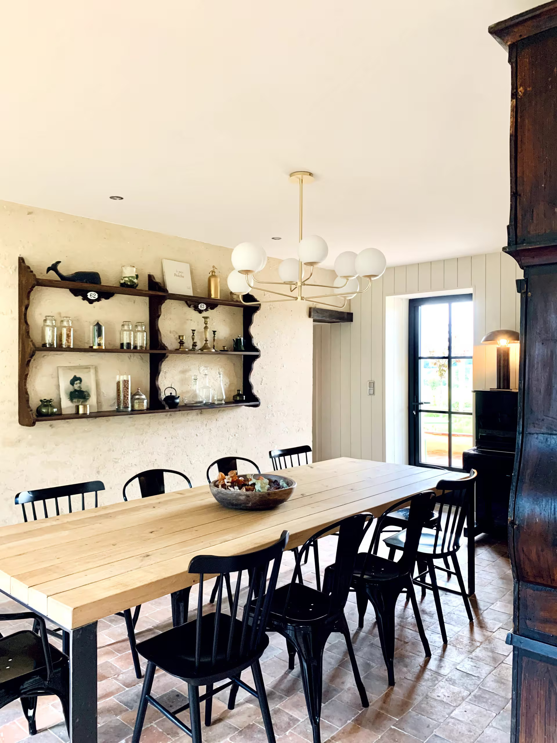salle à manger maison de charme dans le Perche décoration rustique chic La Clef des Champs salle à manger maison de charme dans le Perche décoration rustique chic La Clef des Champs