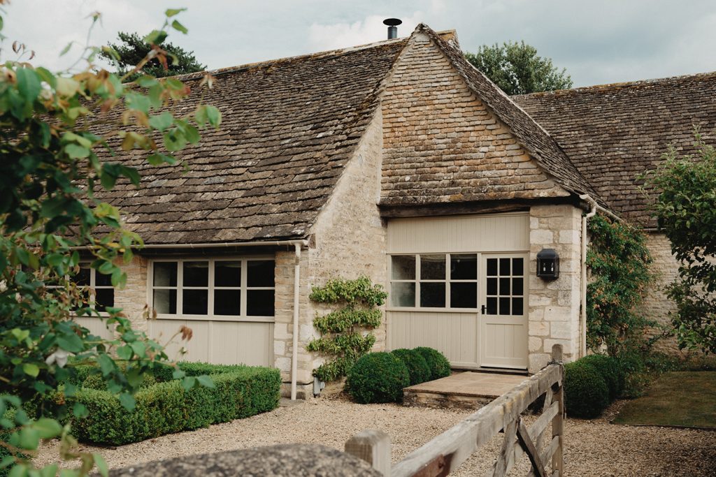 Une grange ancienne en pierres rénovée dans les Cotswolds