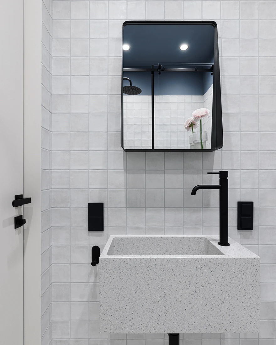 salle de bain plafond bleu appartement design 33m2 salle de bain plafond bleu appartement design 33m2