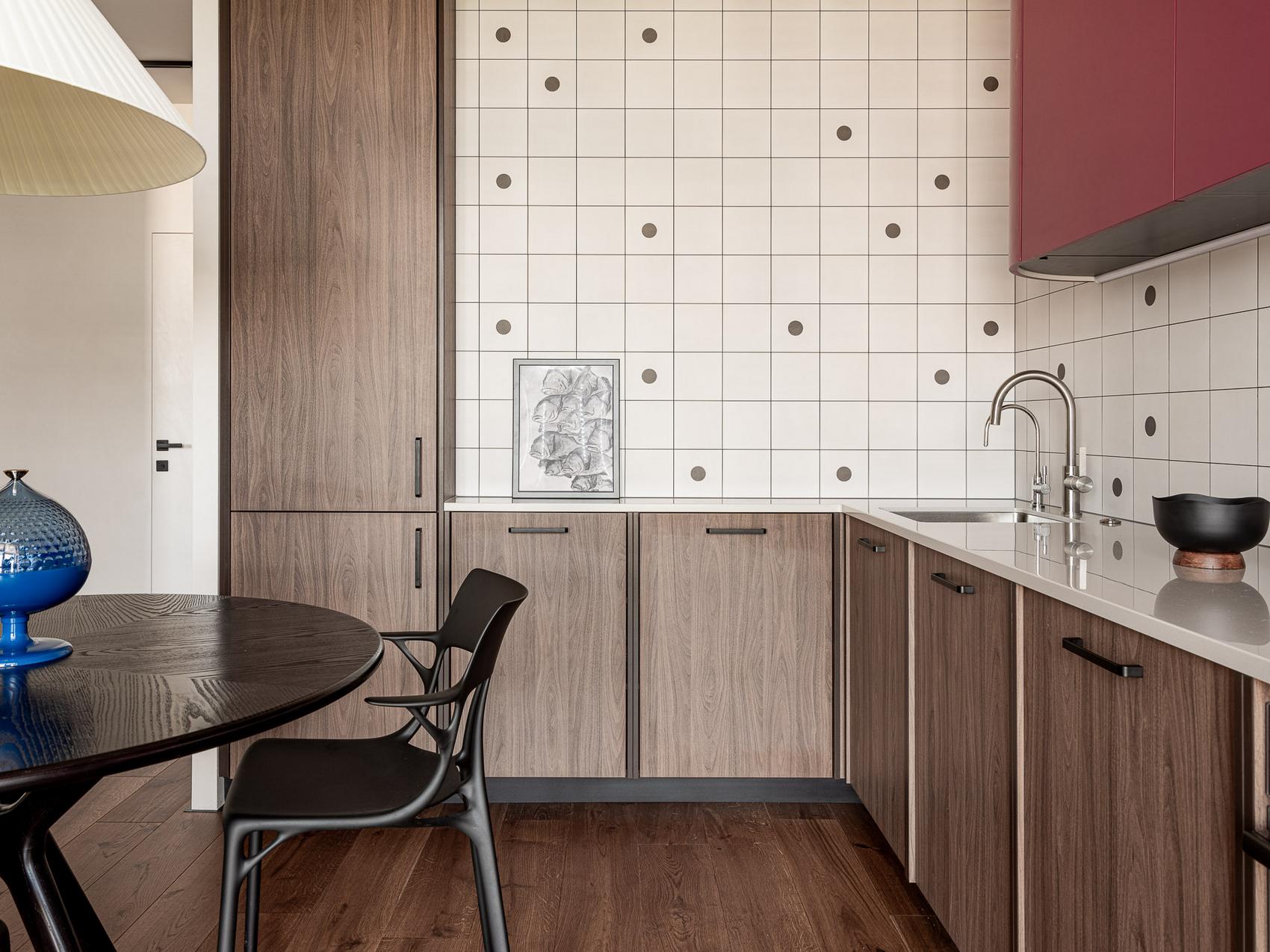 cuisine moderne bois et couleur bourgogne avec salle à manger deux-pièces 56m2 décoration contemporaine inspiration japonaise cuisine moderne bois et couleur bourgogne avec salle à manger deux-pièces 56m2 décoration contemporaine inspiration japonaise