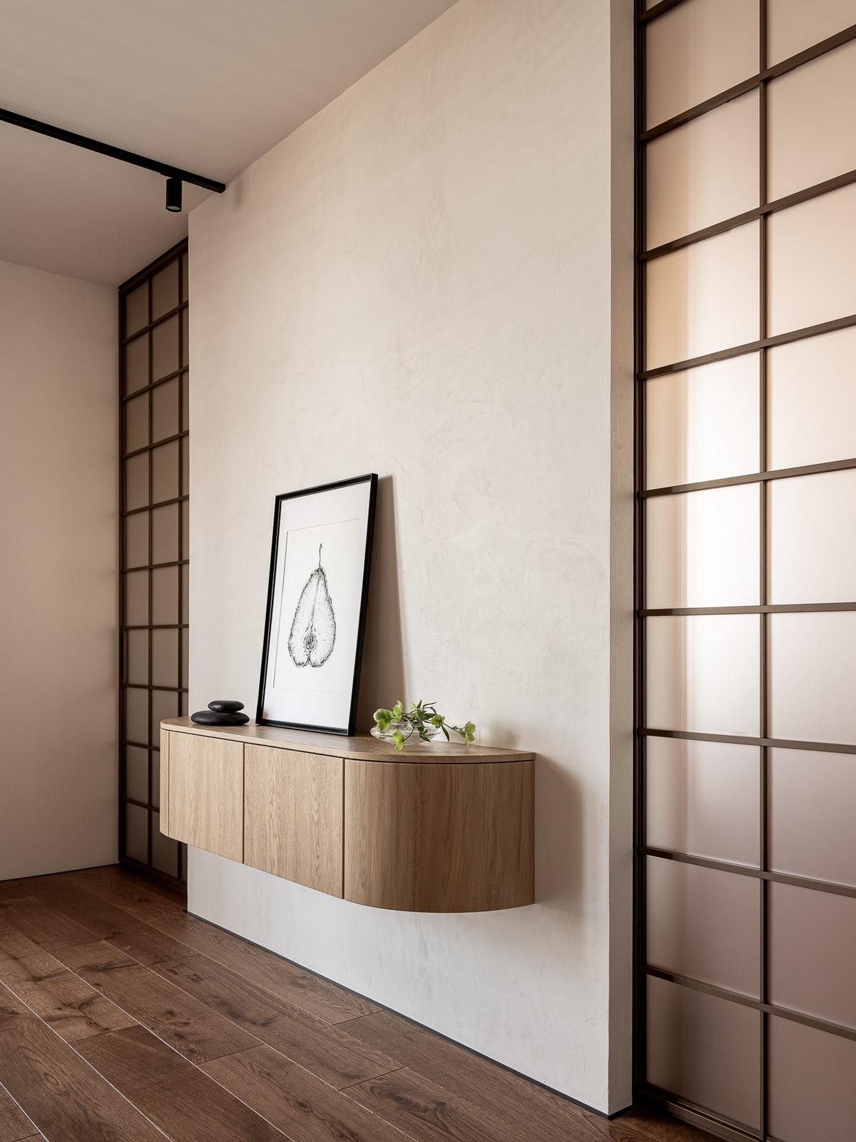 entrée avec console et porte inspiration japonaise entrée avec console et porte inspiration japonaise