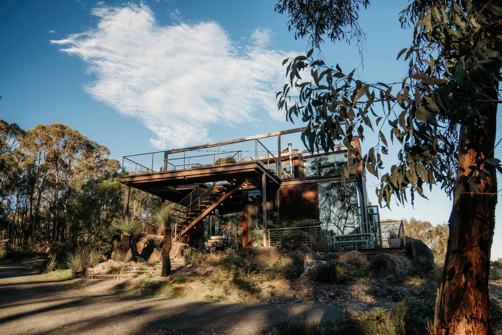 off-grid Australian home with pool Callignee II architect off-grid Australian home with pool Callignee II architect's house