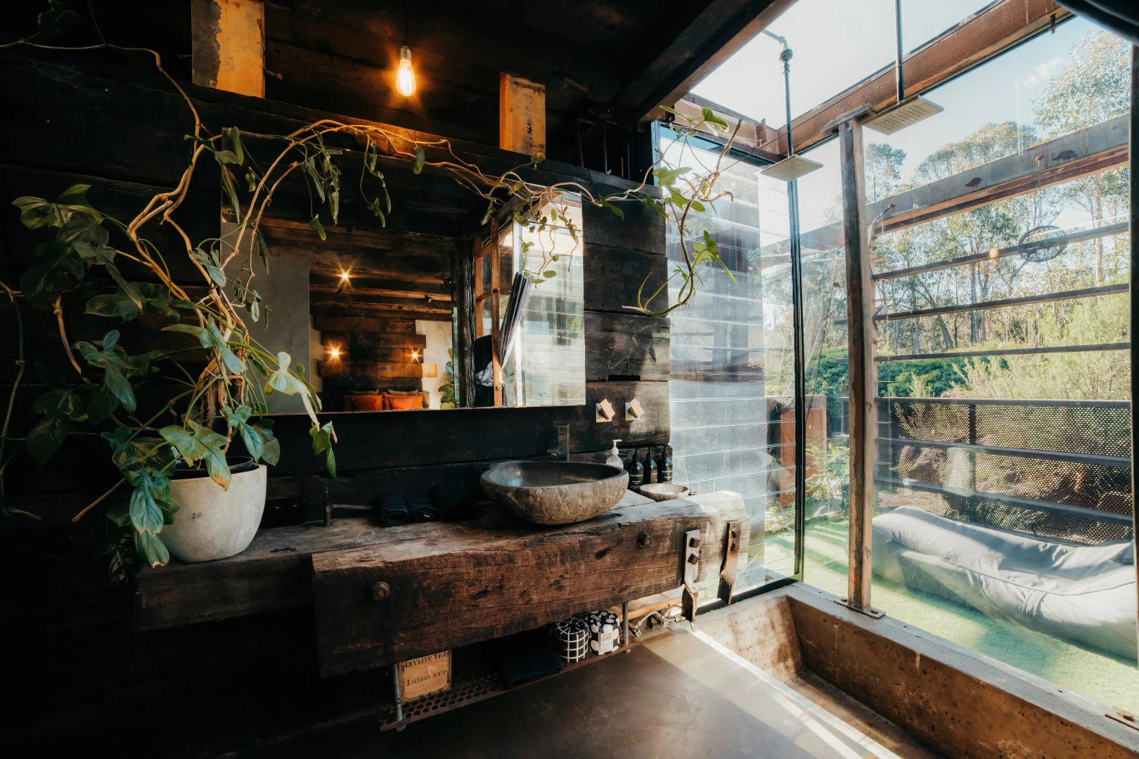 bathroom off-grid Australian home with pool Callignee II architect bathroom off-grid Australian home with pool Callignee II architect's house