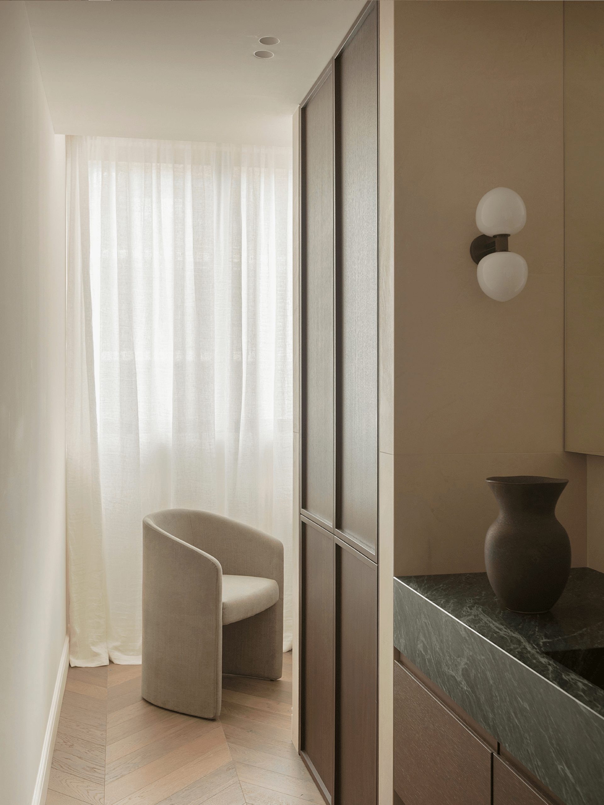 chambre avec dressing portes noyer et salle de bain 