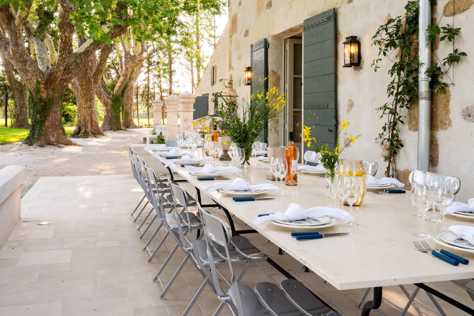 terrace stone farmhouse in Provence terrace stone farmhouse in Provence